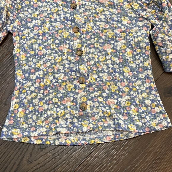 Floral top - Picture 4 of 10